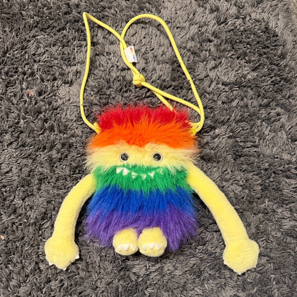 NWOT Popmart X Instinctoy Hug You Mini Crossbody Bag - Picture 4 of 9